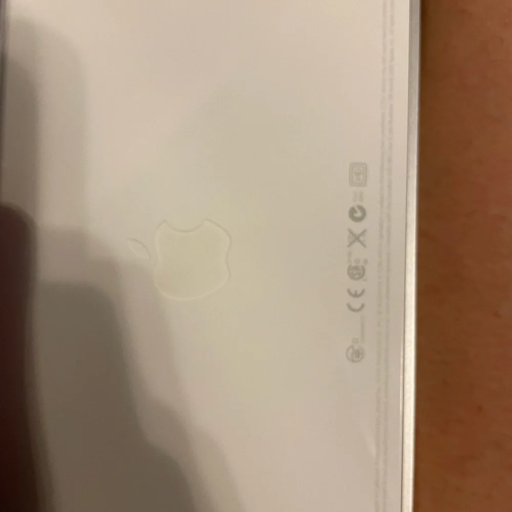 Apple wireless magic keyboard